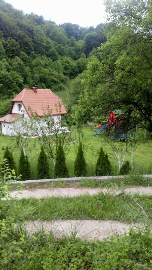 Cottage Forest Stream Visoko Dış mekan fotoğraf