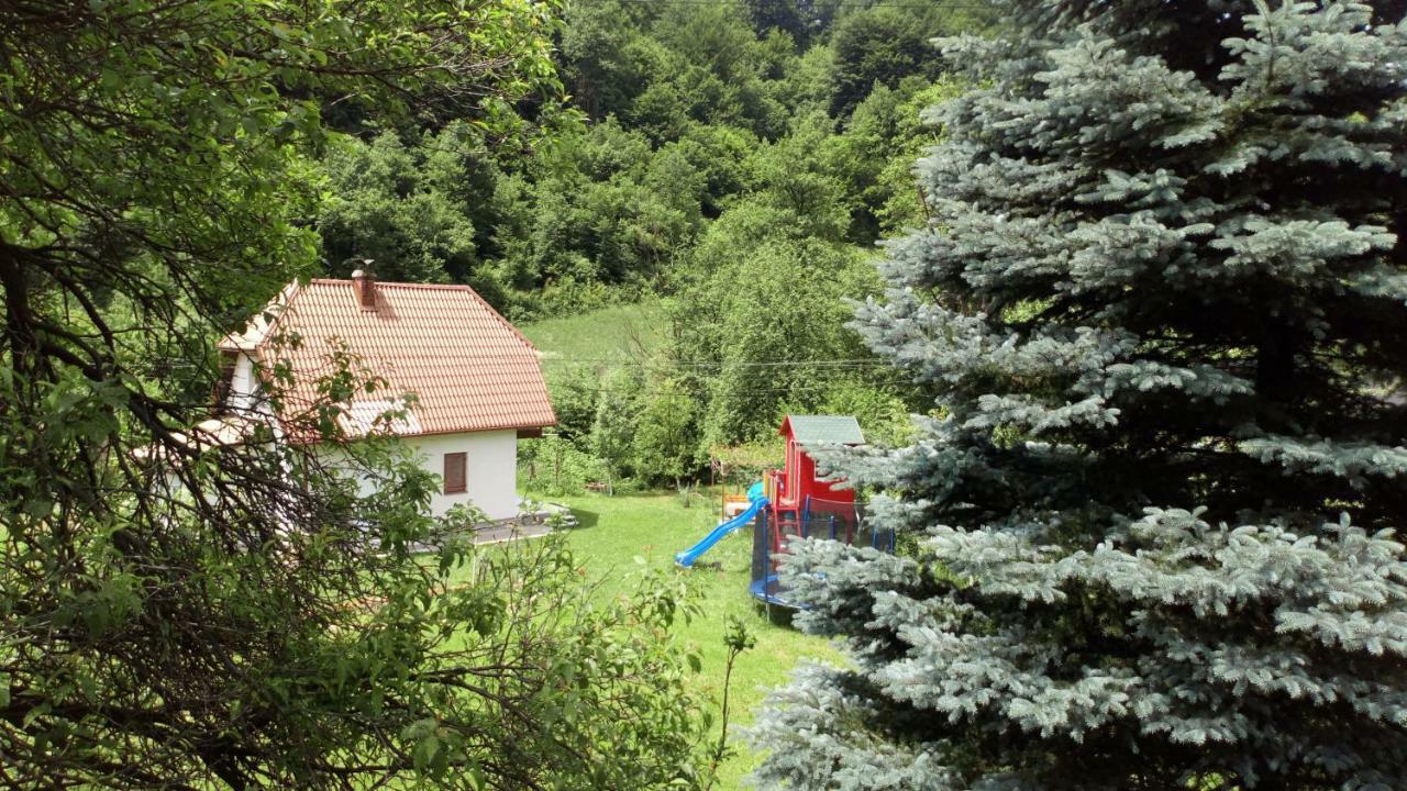 Cottage Forest Stream Visoko Dış mekan fotoğraf